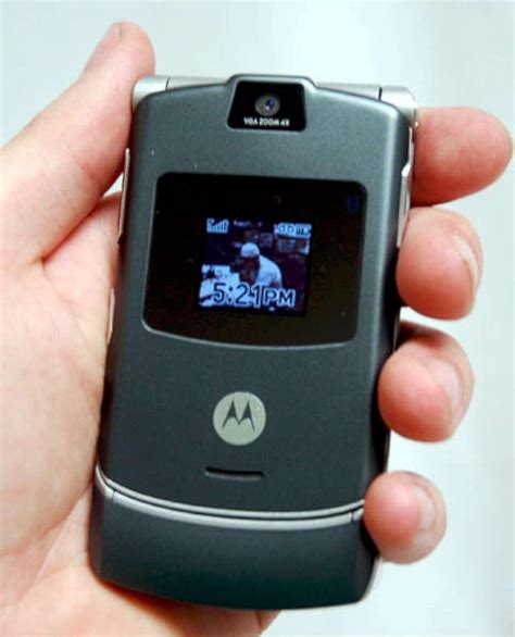 Razor Flip Phone : nostalgia