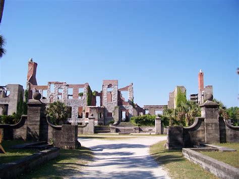 The Ruins of Cumberland Island ~ Kuriositas