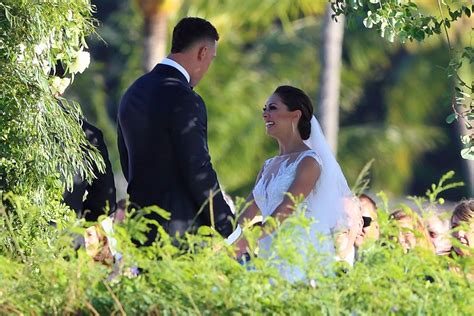 Photos: Aaron Judge kisses new wife Samantha Bracksieck