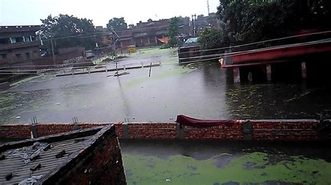 Flood comes in narkatiaganj - YouTube