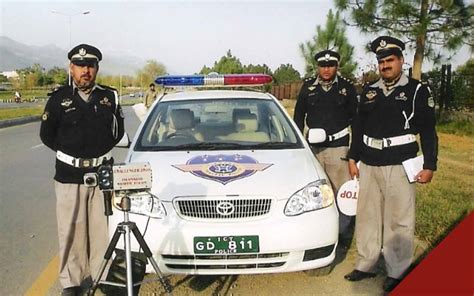 How Is Islamabad Traffic Police Managing the Traffic? | Zameen Blog