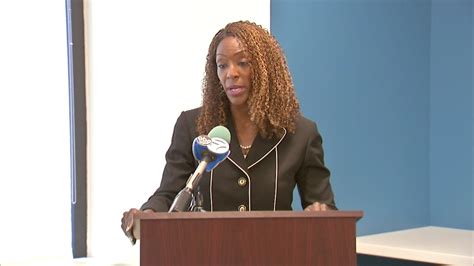 Judge to run against Rhonda Crawford, ex-clerk under investigation, ruled ineligible - ABC7 Chicago