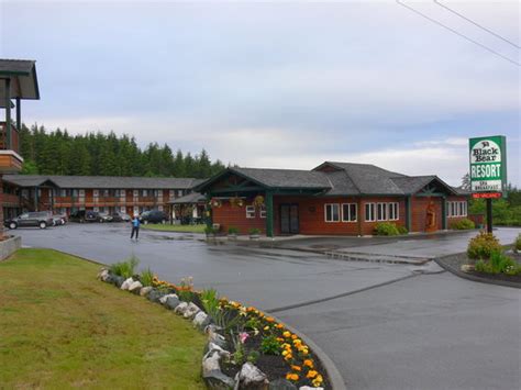 BLACK BEAR RESORT (Port McNeill, Vancouver Island, Canada) - Hotel Reviews & Photos - TripAdvisor