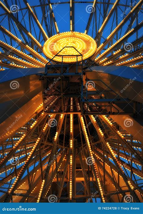 Inside the Wheel Navy Pier Chicago Stock Photo - Image of bulbs, attraction: 74224728