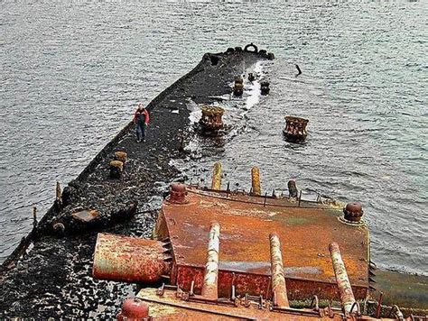 Salvage of Wrecked Russian Battle Cruiser Murmansk | Urban Ghosts