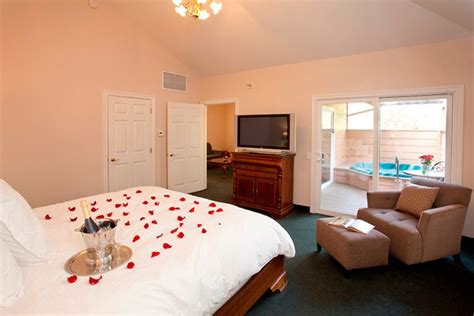 Accommodations at The Sycamore Mineral Springs Resort | Spring resort, Springs resort and spa ...