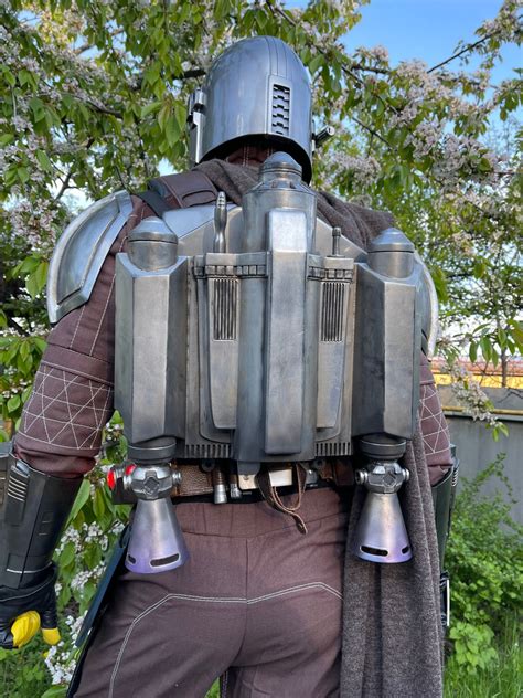 Mandalorian Jetpack Rising Phoenix Jetpack Fully Assembled and Wearable ...