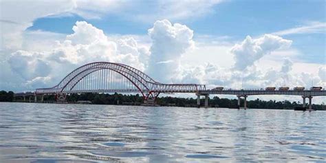 10 Jembatan Terindah di Indonesia - Maria Infiniferro