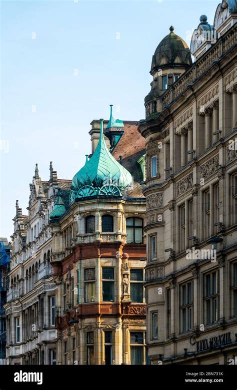 Edwardian (Romanesque revival) buildings on Castle Street in Liverpool Stock Photo - Alamy