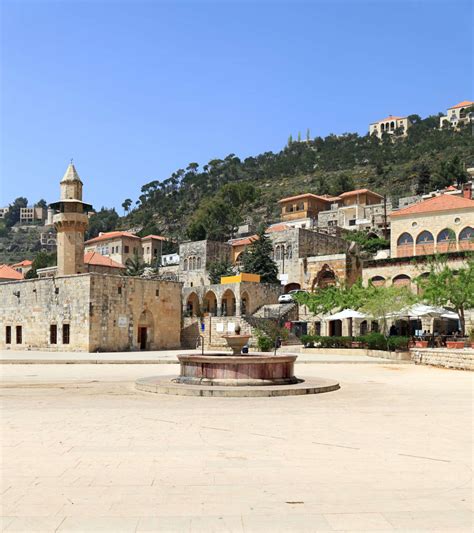 Maronite Church Dedicates Two Buildings For Lebanese Put In Quarantine