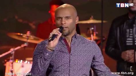 Kenny Lattimore singing 'We Want To See You" - TBN PRAISE Easter Special - YouTube