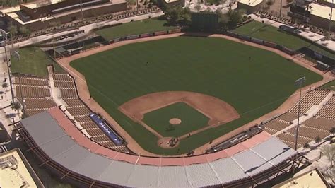 Guide to spring training stadiums: Dodgers' and White Sox' Camelback Ranch | 12news.com