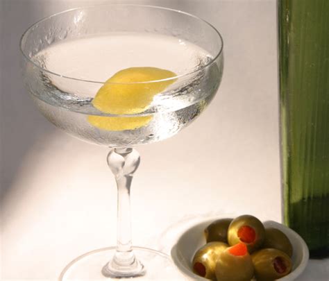 Classic Dry Gin Martini Recipe - Food Republic