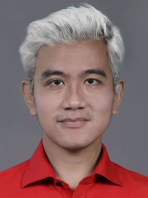 Meme Kaesang Pangarep dengan Rambut Pirang, Diledek Gibran Rakabuming Raka: Mirip Ian Kasela ...