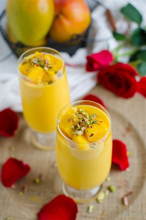 HEALTHY INDIAN MANGO LASSI recipe | Chefthisup