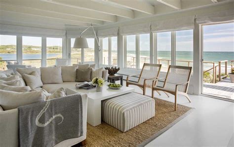 20 Beautiful Beach House Living Rooms