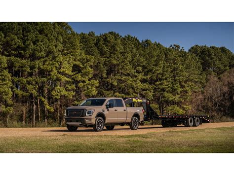 2023 Nissan Titan XD: 7 Exterior Photos | U.S. News