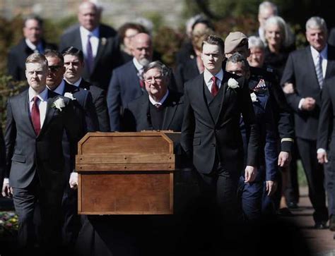 Mourners bid farewell to ‘America’s pastor’ Billy Graham