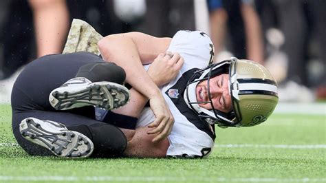 Saints' Derek Carr ruled out in Week 10 vs. Vikings with injury; Jameis ...