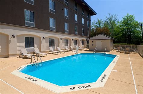 HOLIDAY INN EXPRESS PHILADELPHIA NE - LANGHORNE $82 ($̶1̶1̶2̶) - Updated 2020 Prices & Hotel ...