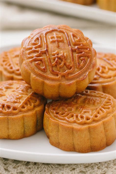 What is Mooncake and 15 Easy Mooncake Recipes - IzzyCooking