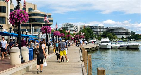 Explore the Georgetown Waterfront | Washington Harbour