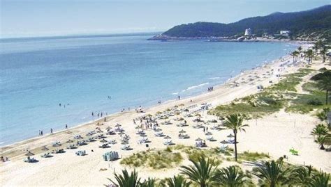 Platja d'en Bossa | What to do in Ibiza?