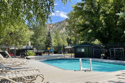 8 Best Campgrounds in Glenwood Springs, CO (2023)