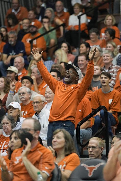 Texas Longhorns volleyball takes on Texas A&M. See photos