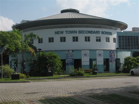 File:New Town Secondary School.JPG - Wikipedia, the free encyclopedia