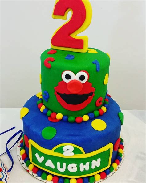 Elmo Birthday Cake - CakeCentral.com