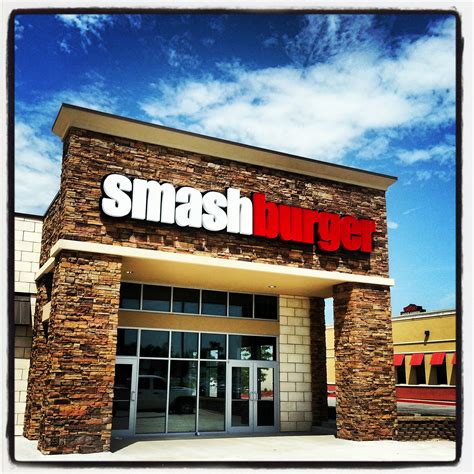 » Smashburger – Moore Marketplace