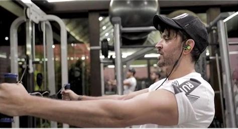 Workout like Hrithik Roshan; watch his intense gym videos - OrissaPOST