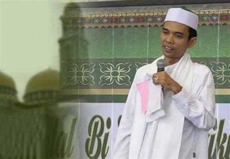 Kumpulan Foto Ustadz Abdul Somad Lc MA Terbaru Lengkap - FiqihMuslim.com