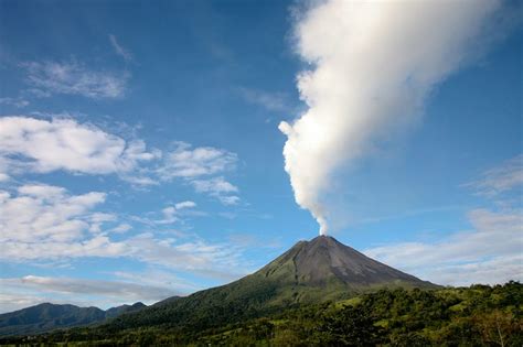 The destructive power of Costa Rica's volcanoes - Javi's Travel Blog ...