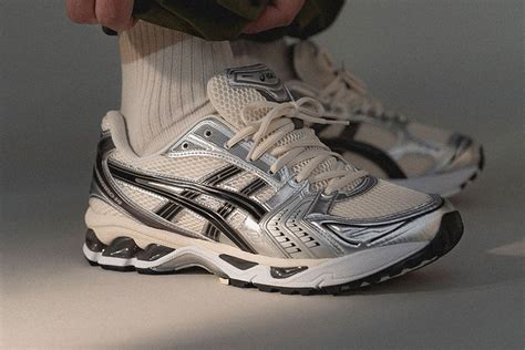 This ASICS GEL-Kayano 14 Shows Shades of JJJJound - Releases