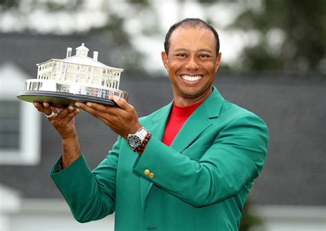 Golf: Tiger Woods wins Masters to claim first major in 11 years - cnbctv18.com