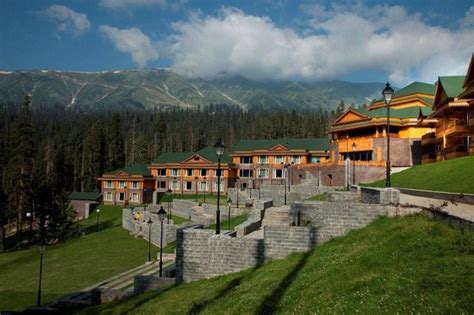 THE KHYBER HIMALAYAN RESORT & SPA (Gulmarg, Kashmir) - Resort Reviews ...