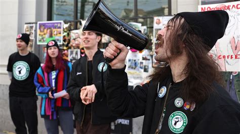 Starbucks workers at 100 stores begin three-day strike in campaign to unionize | Fox Business