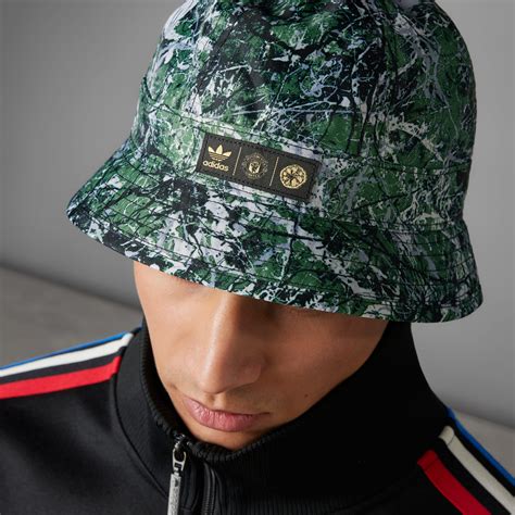 Accessories - Manchester United Stone Roses Bucket Hat - Multicolour ...