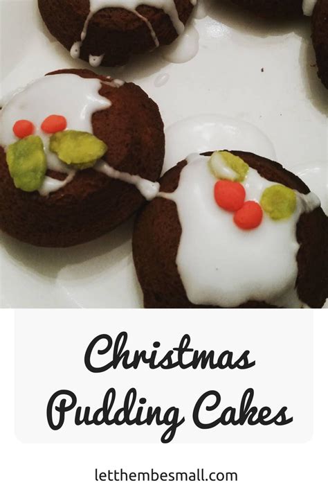 Christmas Pudding Cakes