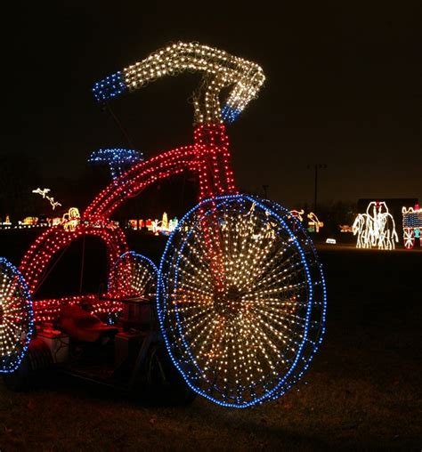 East Peoria Festival Of Lights Parade 2024 - Kaela Maridel