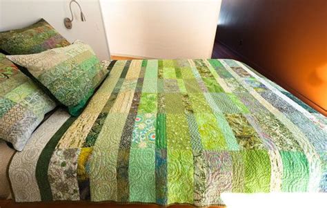 Heirloom Modern Handmade Quilt Green Bedroom Decor King Queen | Etsy | Quilts, Heirloom quilt ...