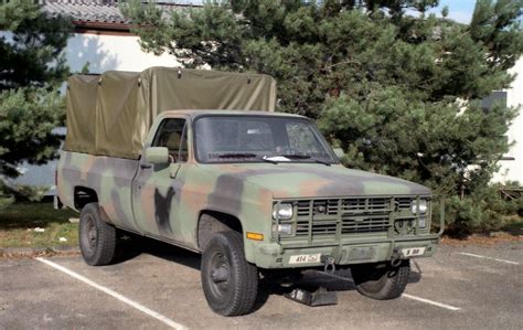 M1008 Photos Page 1 | Chevrolet trucks, Classic cars trucks, Army truck