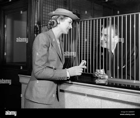 Bank teller vintage hi-res stock photography and images - Alamy