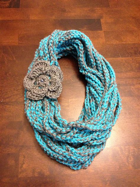 Pin by Jazz Blanco on crafts | Crochet chain scarf, Crochet winter hats, Diy crochet scarf