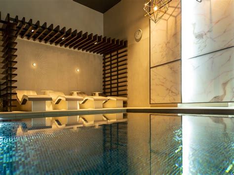 Twilight Spa Packages - Evening Spa Deals : Spaseekers.com