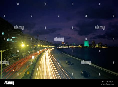 Marine Drive at Night, Mumbai, Maharashtra, India Stock Photo - Alamy