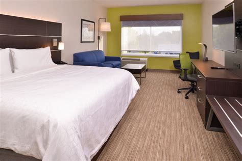 Holiday Inn Express & Suites Mall of America - MSP Airport, an IHG Hotel Bloomington, Minnesota ...