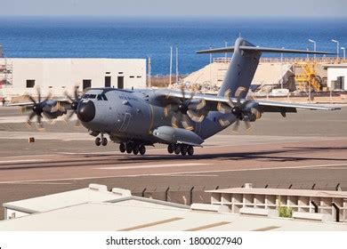 445 Airbus A400 Images, Stock Photos & Vectors | Shutterstock